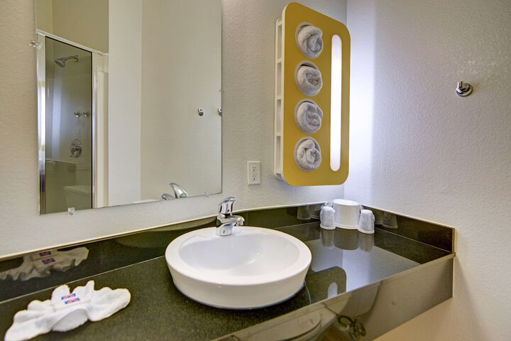 Double Accessible (2 of 6)