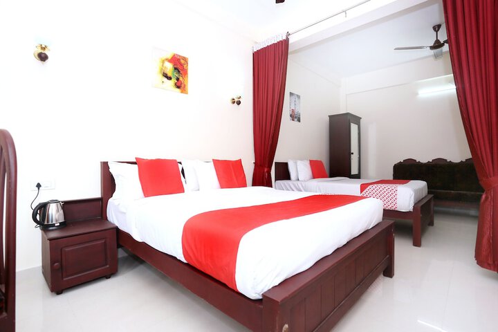 Room 9 of 19
