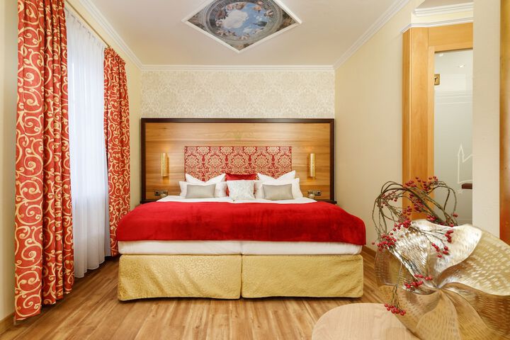 Room 26 of 158