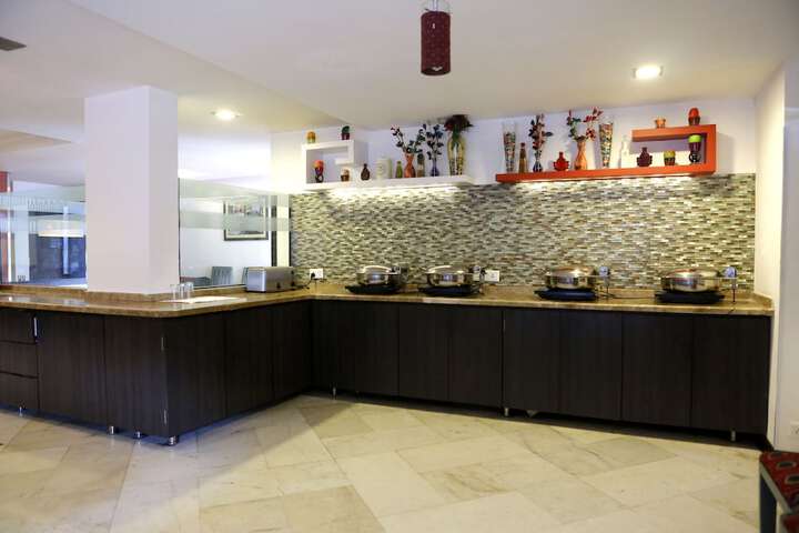 Breakfast/Coffee Service 18 of 25