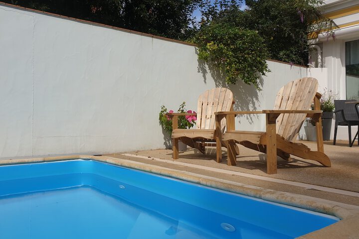 Pool 37 of 44