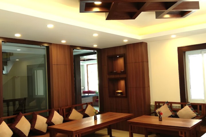 Hotel Interior 102 of 121