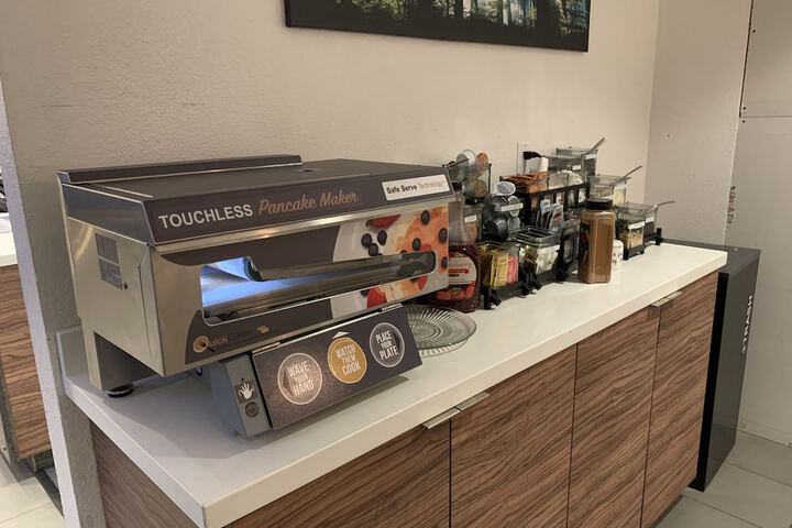 Breakfast buffet