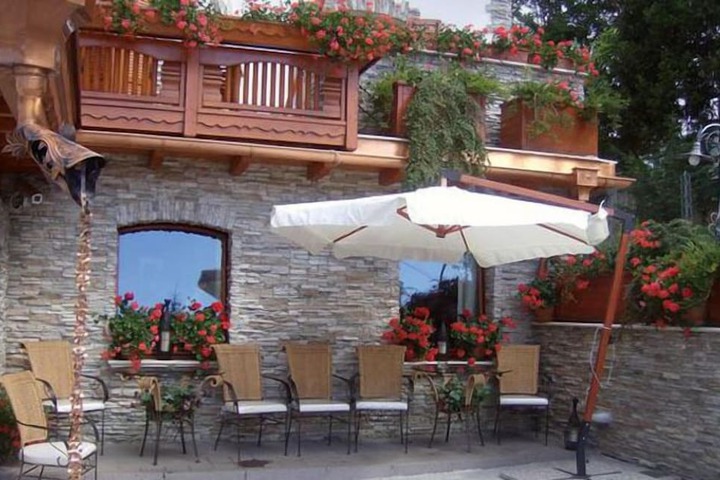 Terrace/Patio 61 of 77