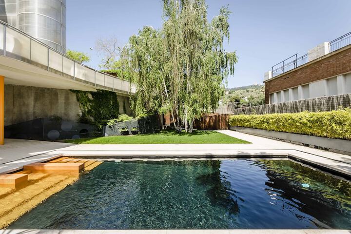 Pool 34 of 61