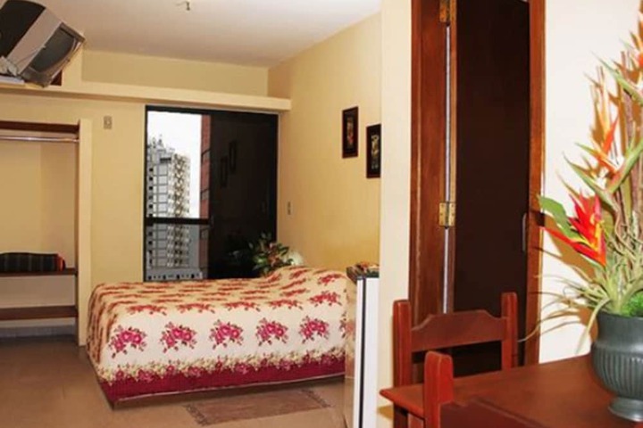 Room 9 of 48