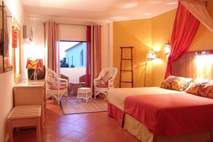 Room 7 of 39