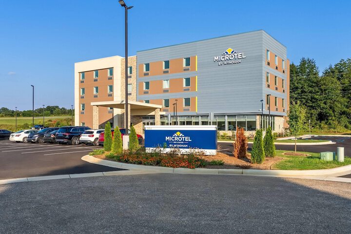 Photo of Microtel Inn & Suites by Wyndham Prattville Montgomery
