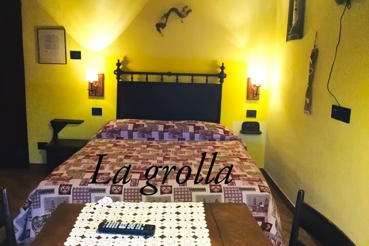Room 4 of 110