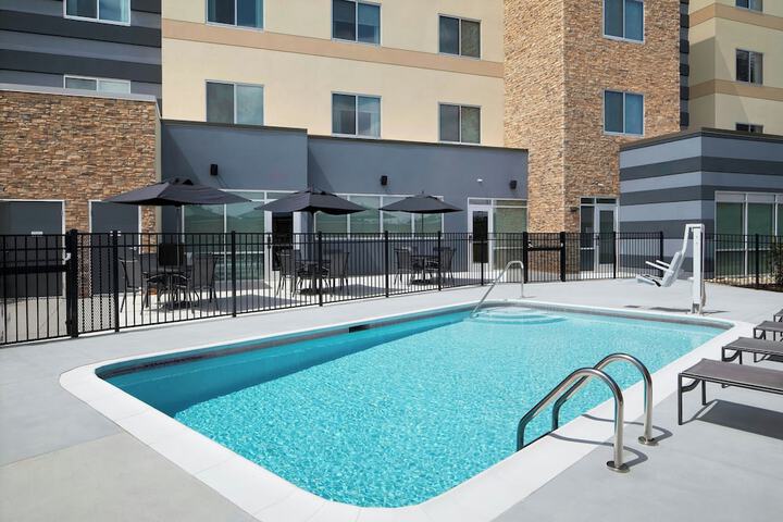 Swimming pool at Fairfield by Marriott Inn & Suites Piedmont Greenville