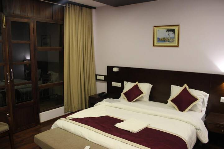 Room 22 of 64
