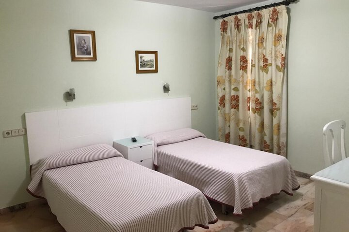 Room 17 of 46