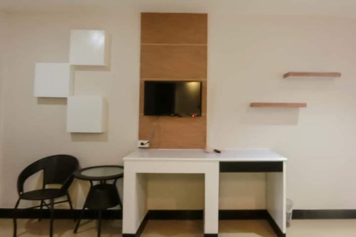 Room 18 of 21
