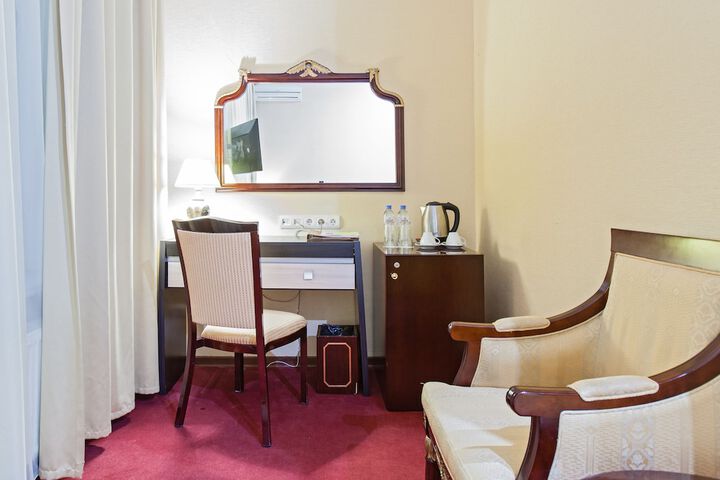 Room 18 of 47