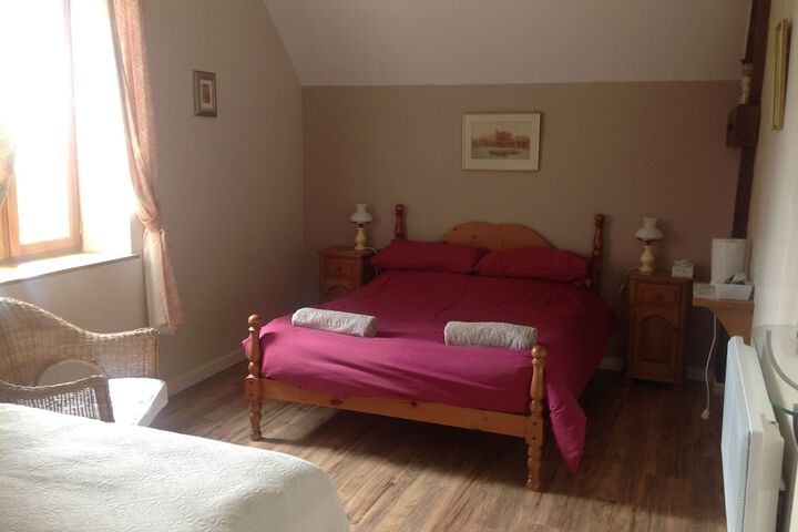 Room 14 of 18