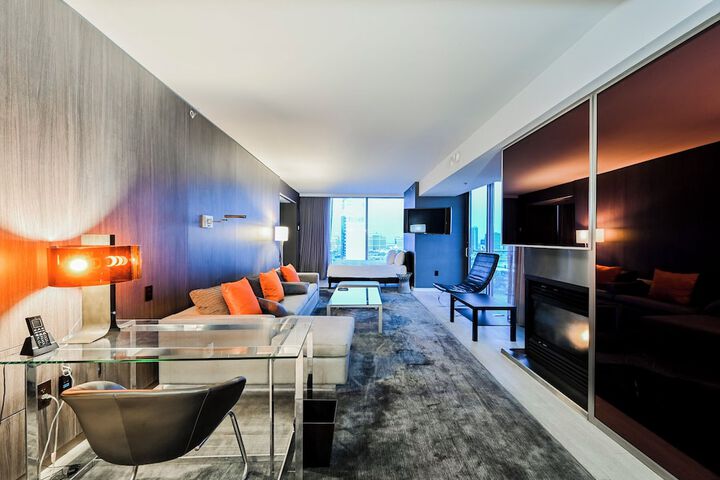 Room 251 of 484