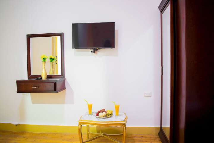 Room 100 of 137