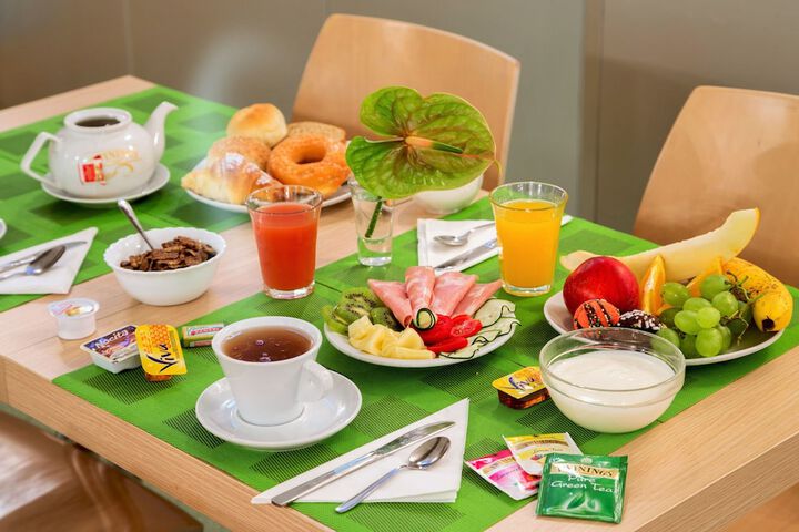 Breakfast/Coffee Service 37 of 56