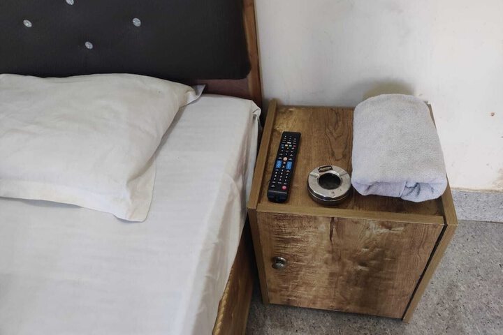 Room 3 of 23