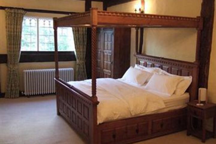 Room 8 of 8