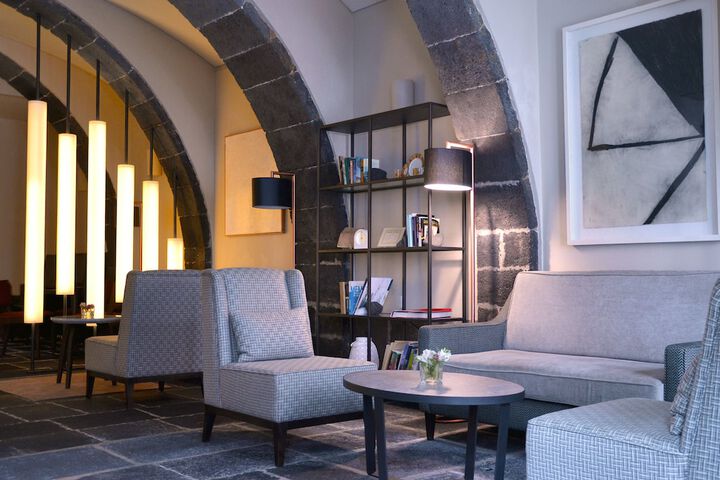 Hotel Lobby