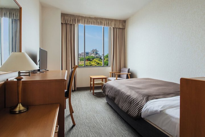 Room 20 of 73