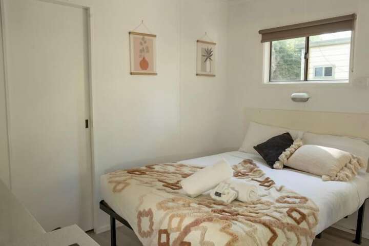Room 28 of 157