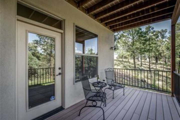 Terrace/Patio 3 of 24