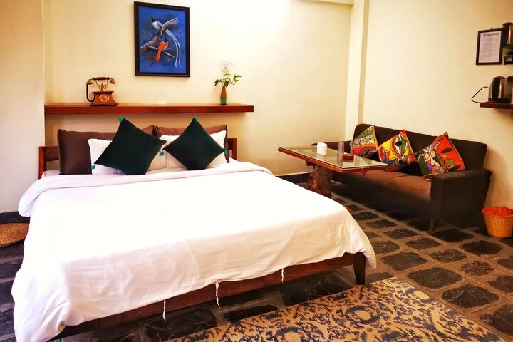 Room 4 of 91