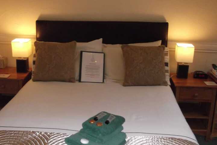 Room 5 of 55