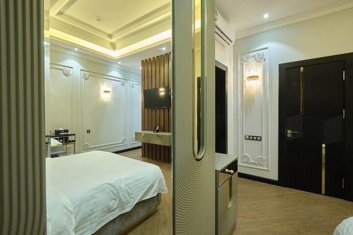 Room 31 of 78