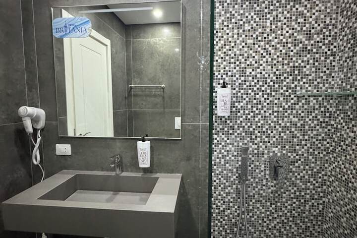 Room 154 of 191