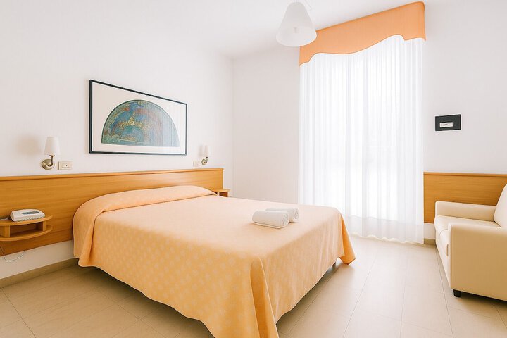 Room 2 of 13