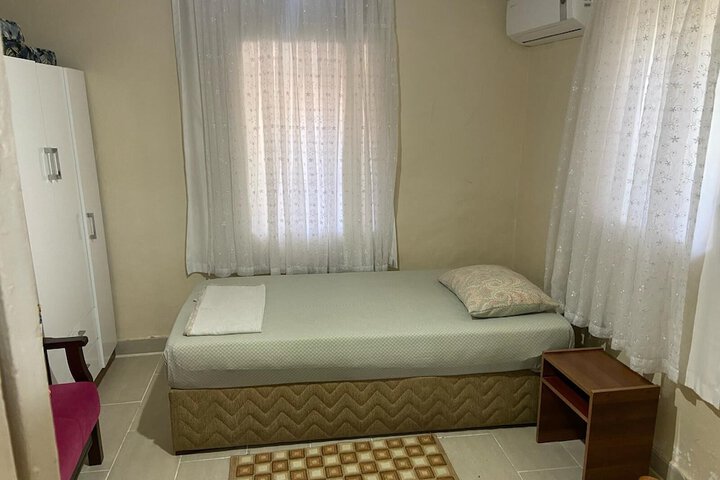 Room 57 of 263