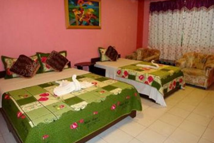 Room 3 of 11