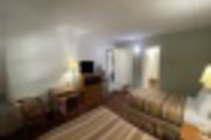 Room 147 of 228