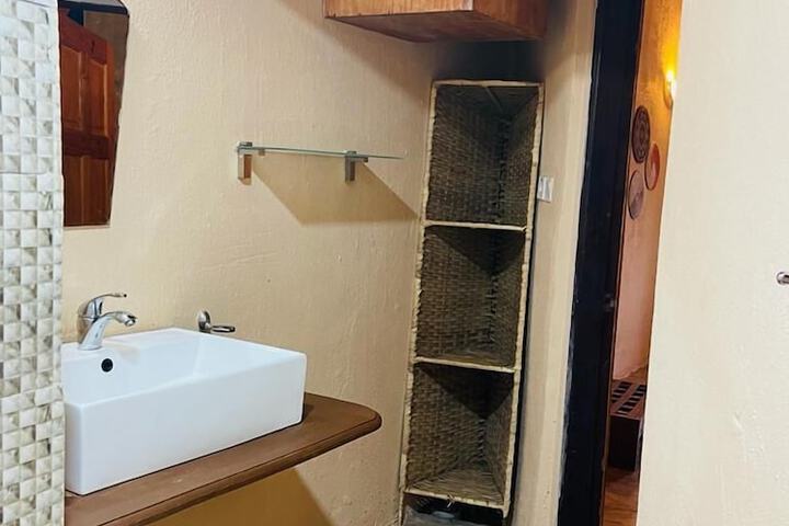 Room 15 of 26