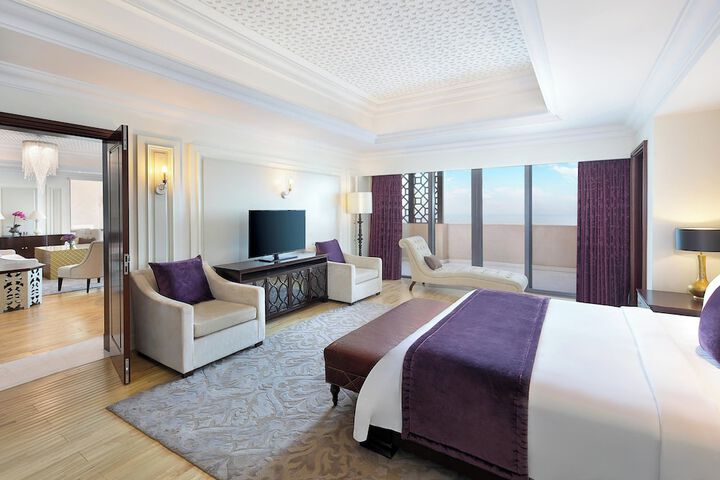 Room 21 of 131