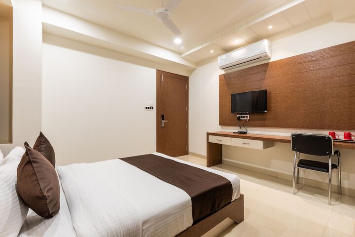 Room 13 of 62