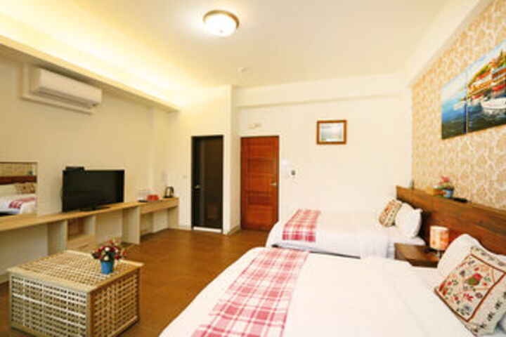 Room 18 of 27