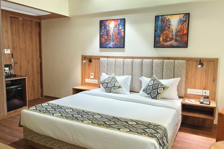 Room 10 of 87