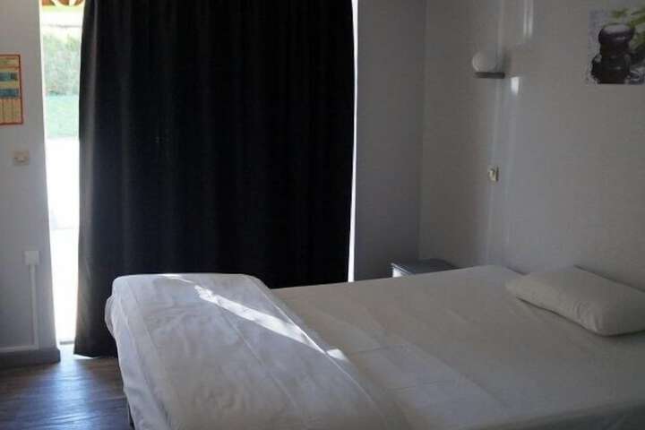Room 5 of 24