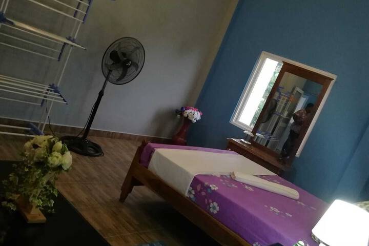 Room 11 of 26