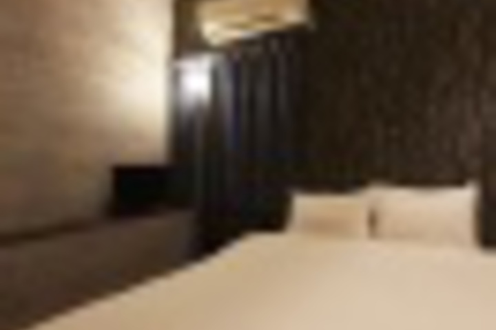 Room 195 of 288