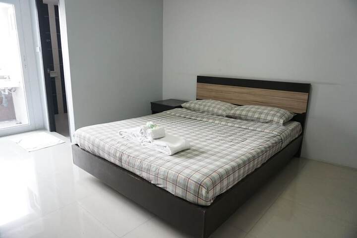 Room 7 of 21