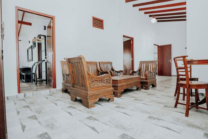 Mothers Place Nimala