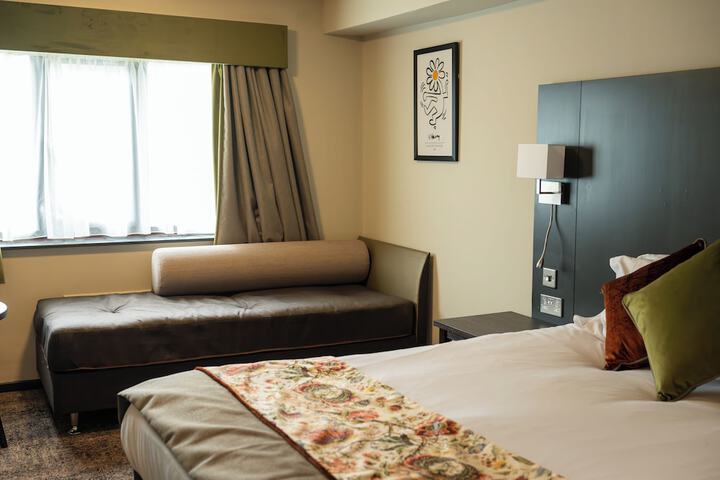 Room 7 of 61