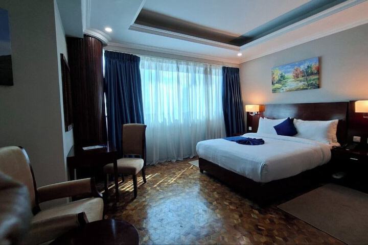 Room 29 of 108