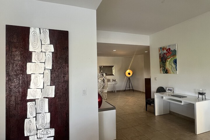 Room 46 of 93
