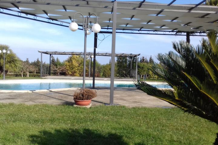 Hotel with Pool